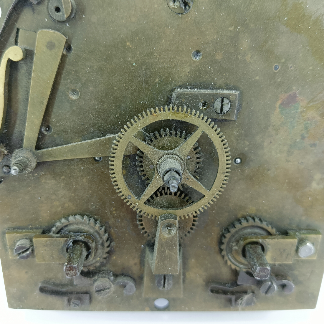 Механизм от настенных старинных часов LENC, Ленц ранний, отломан молоток. Картинка 9